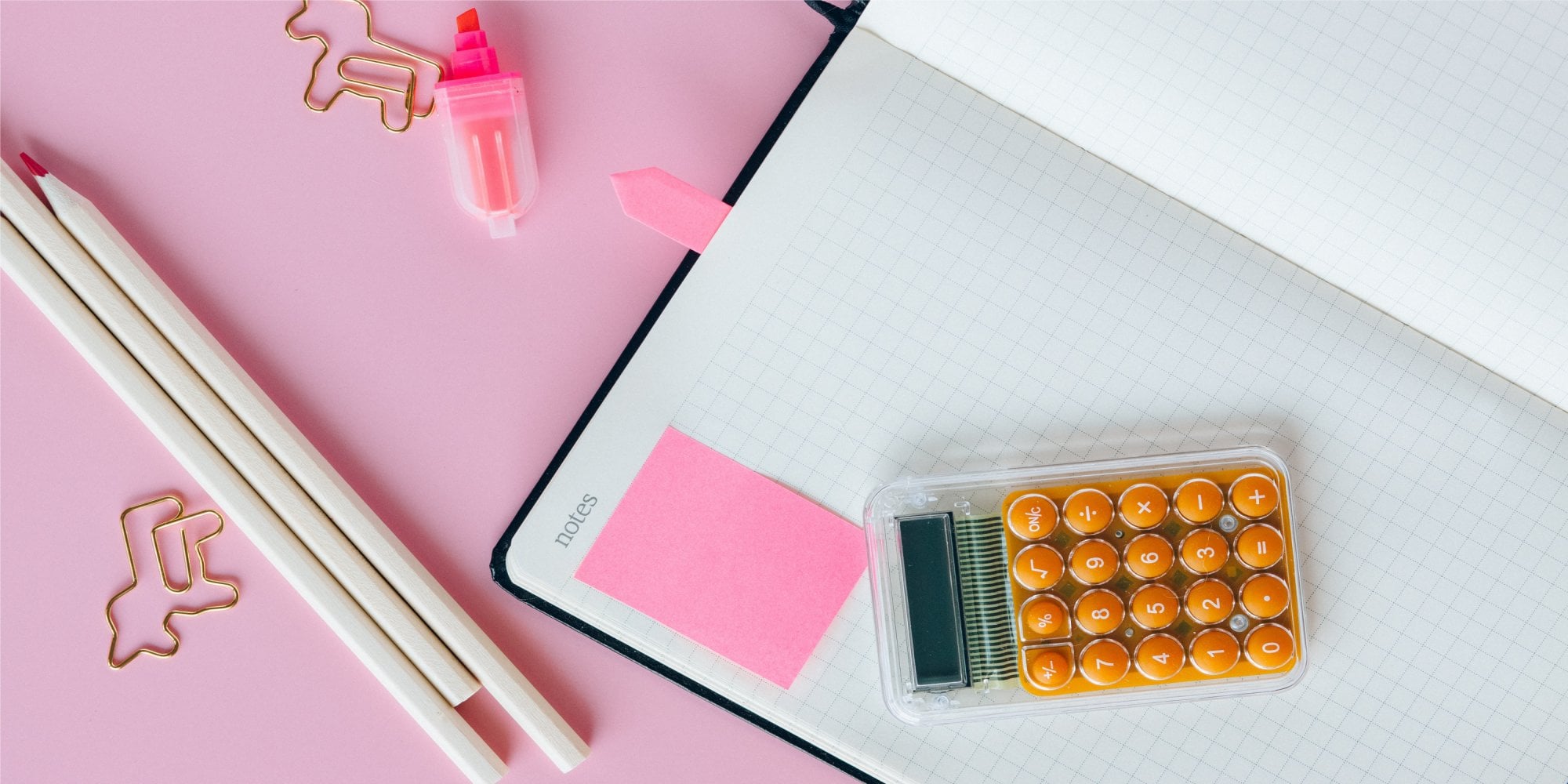 in-house influencer specialist vs platforms cover photo