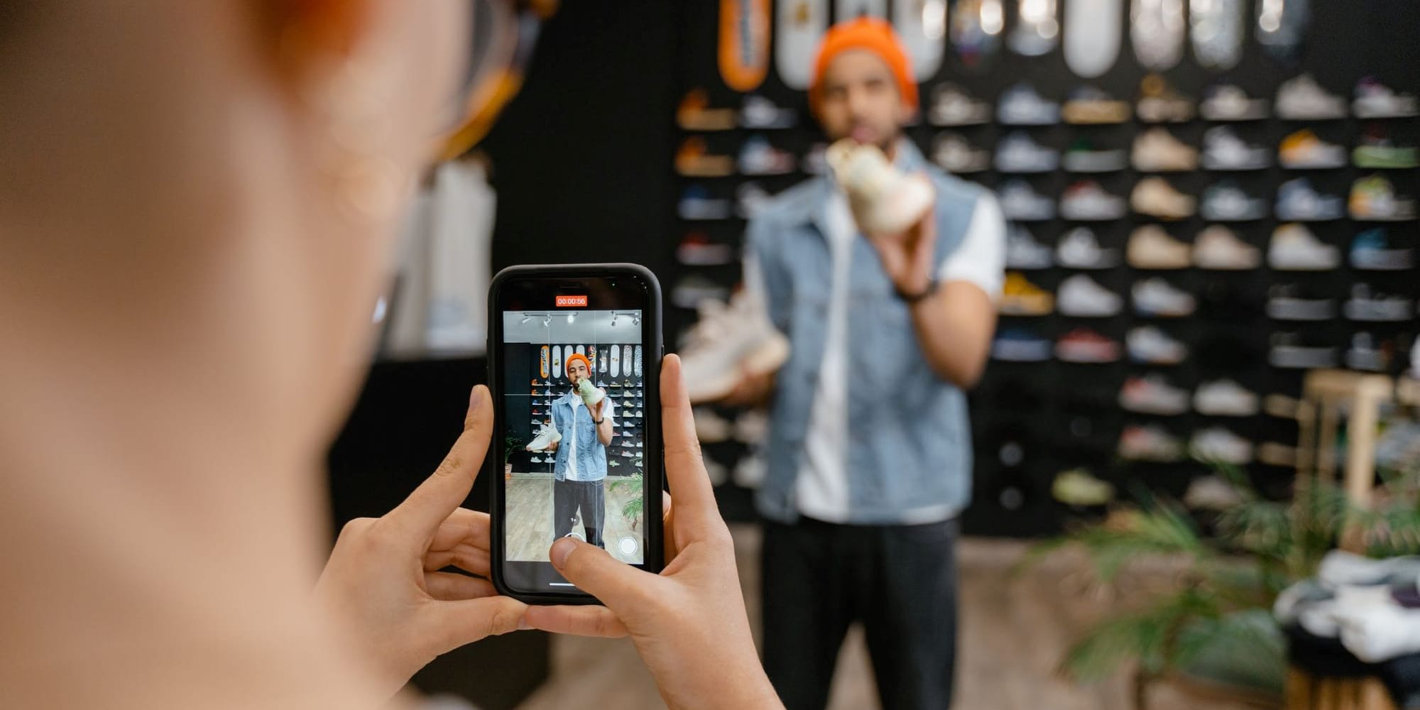 direct to consumer social media marketing