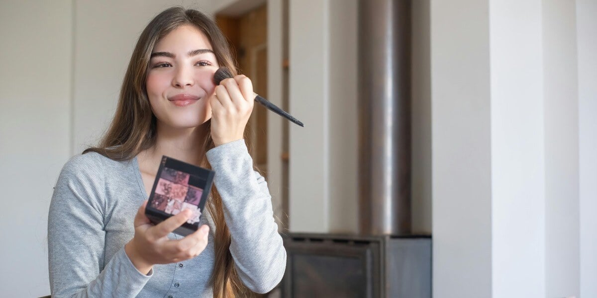 how to find makeup influencers featured photo
