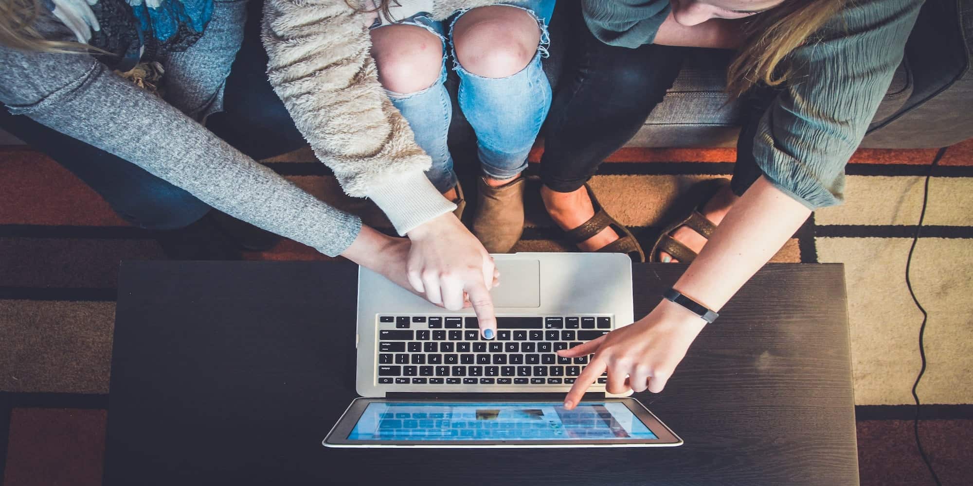 influencer marketing statistics featured photo
